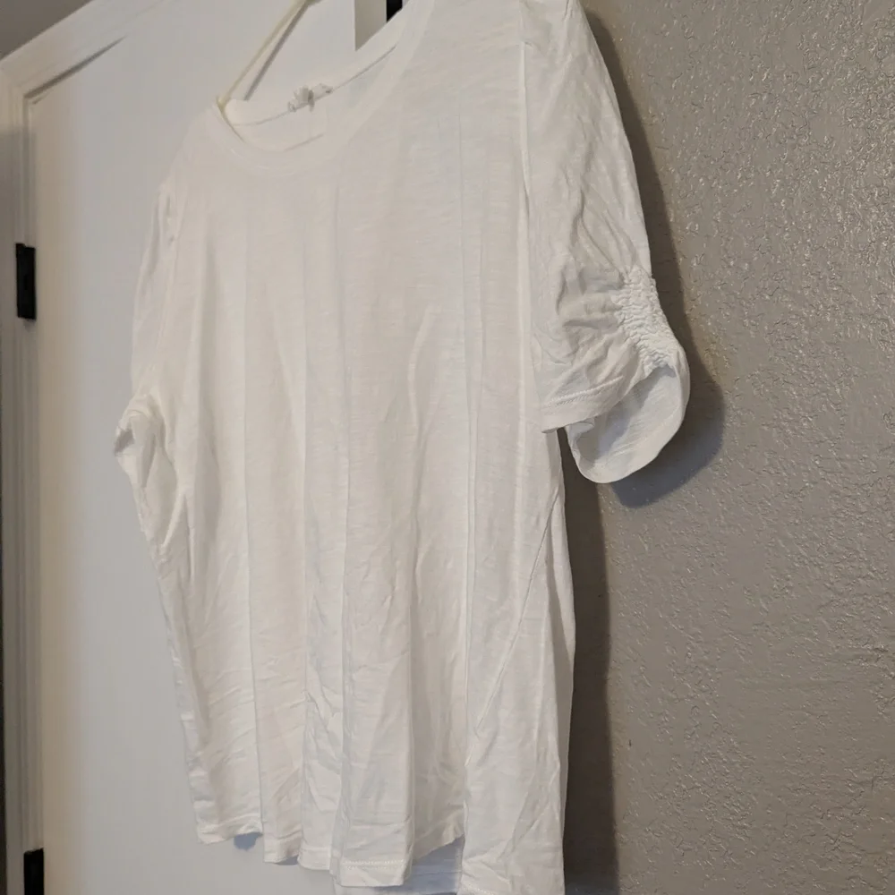 Women's Maurices White Short Sleeve Top XL - Picture 1 of 4